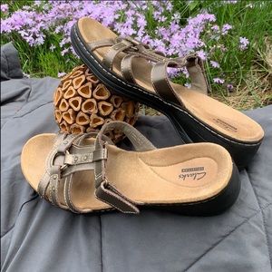 4/$30 Clarks Sandals